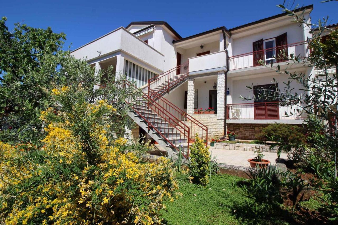 Apartment In Porec/Istrien 37093 Exterior photo